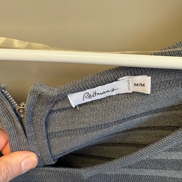 Reitmans V-neck knit stretchy comfort knee length Gray Dress women's size Medium - Picture 3 of 8